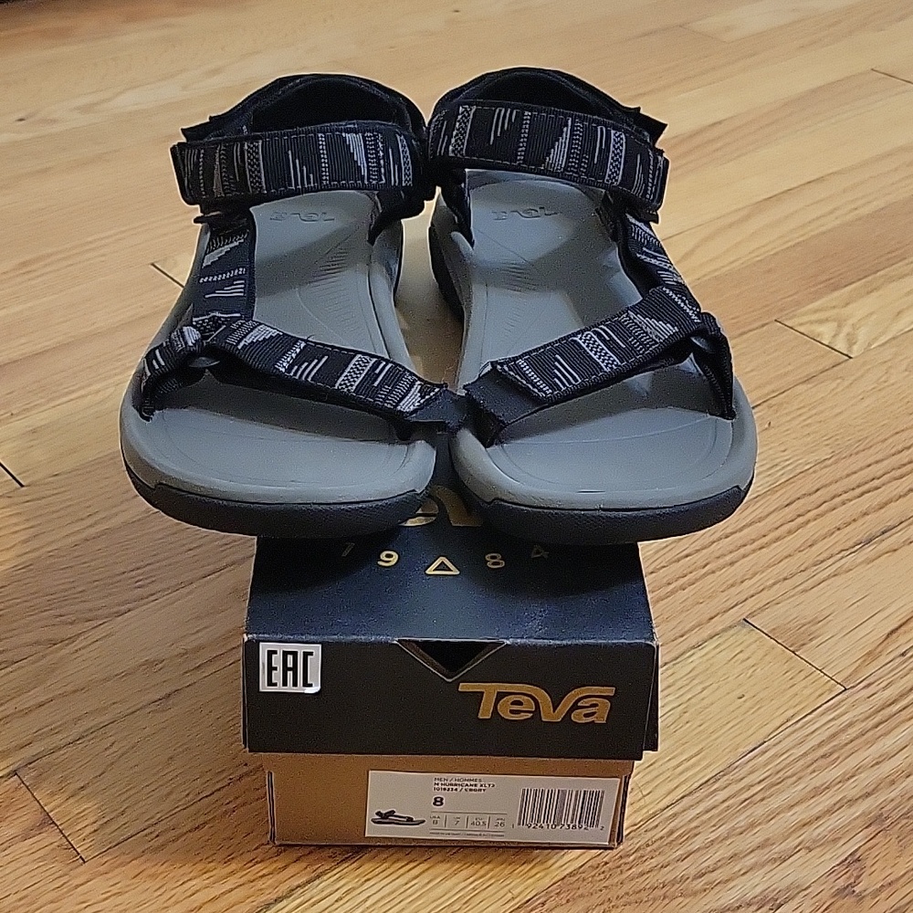 Teva Hurricane XL T2 Sandals - Men's Size 8